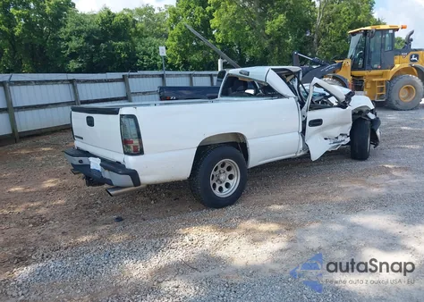 2005 Chevrolet Silverado 1500 Work Truck z USA, uszkodzony, nr VIN 1GCEC14V85E109891